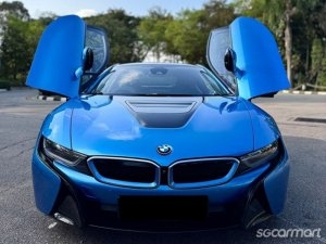 BMW i8 Coupe thumbnail