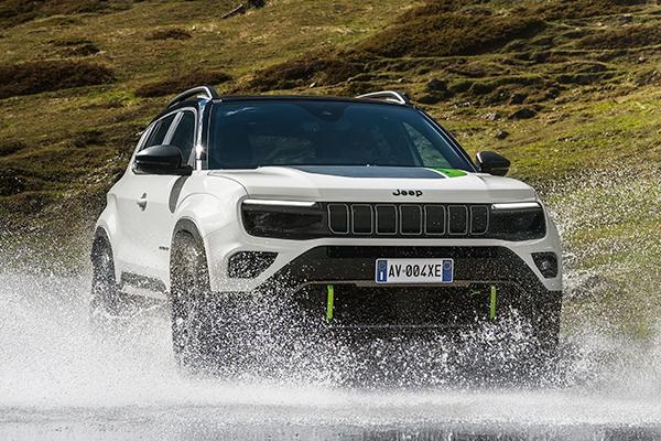 Jeep unveils new Avenger 4xe