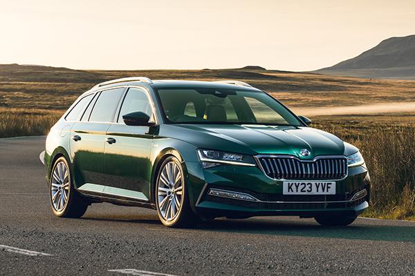 Skoda U.K. builds one-off 470bhp Superb