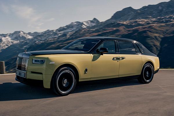 Rolls-Royce unveils one-of-one Phantom Goldfinger